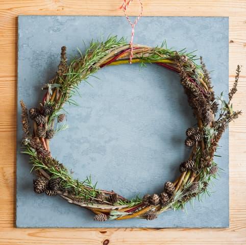 Festive Wreath Making 2021 1